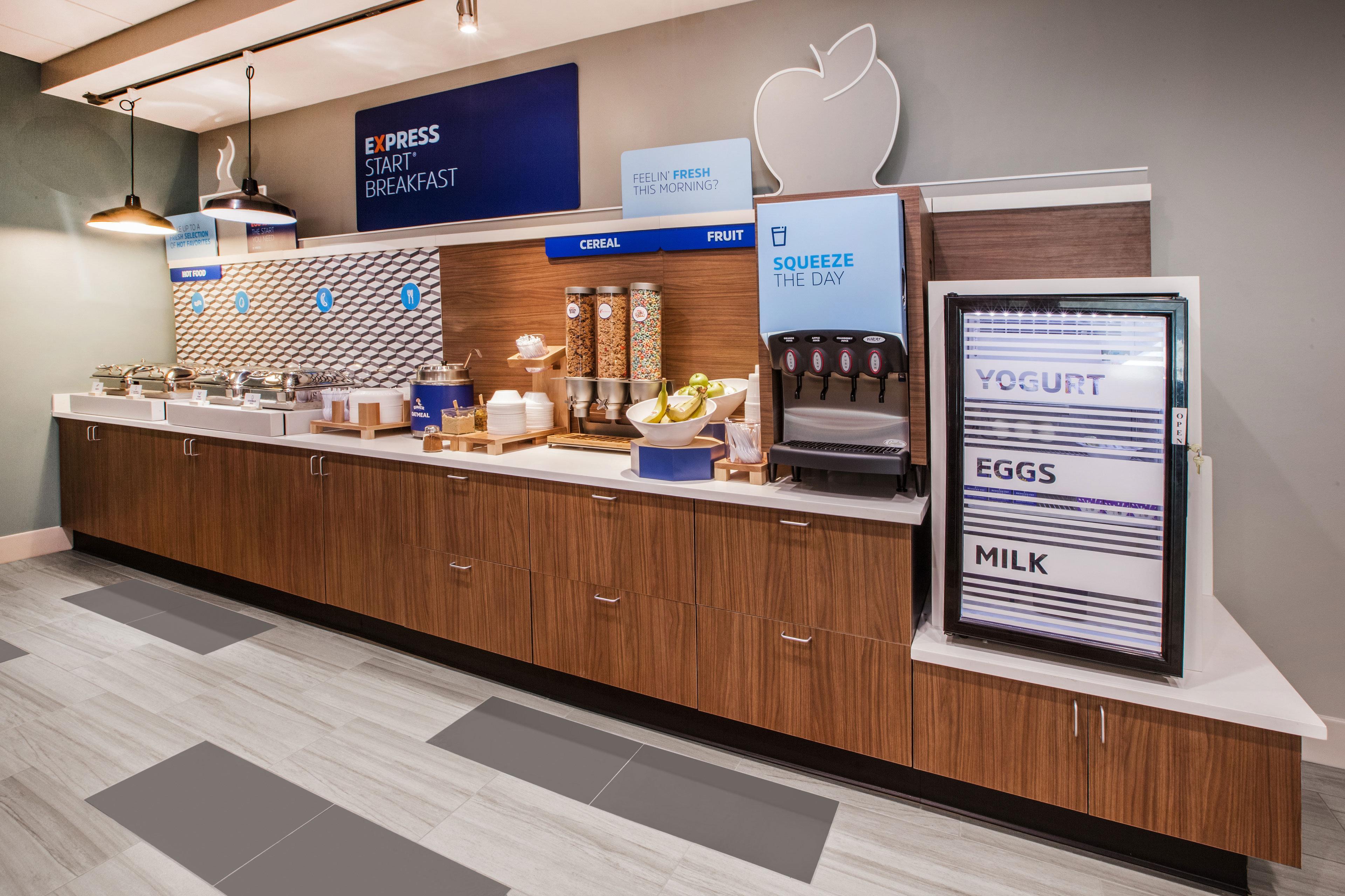 Holiday Inn Express & Suites Cleveland By Ihg Exteriör bild