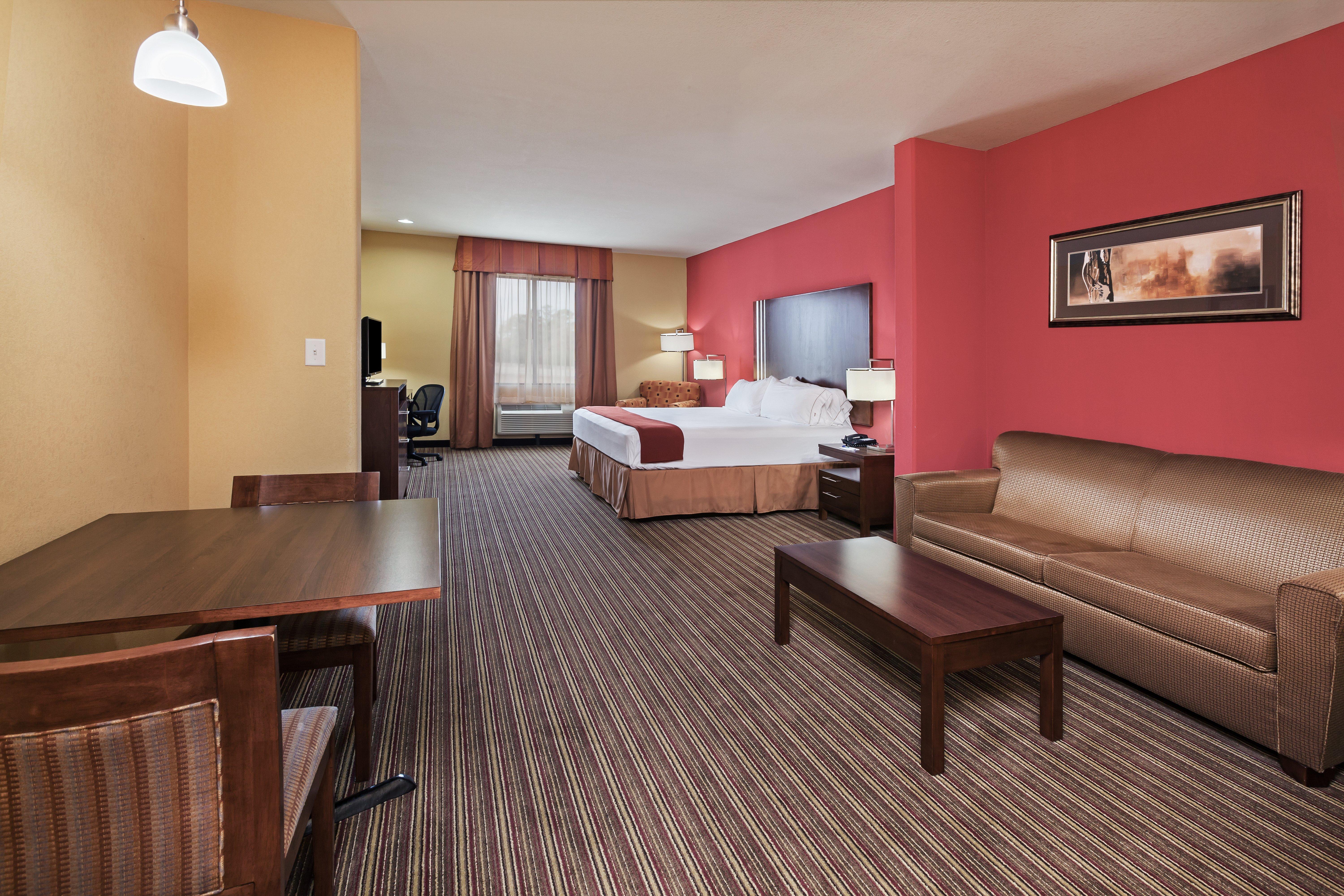 Holiday Inn Express & Suites Cleveland By Ihg Exteriör bild