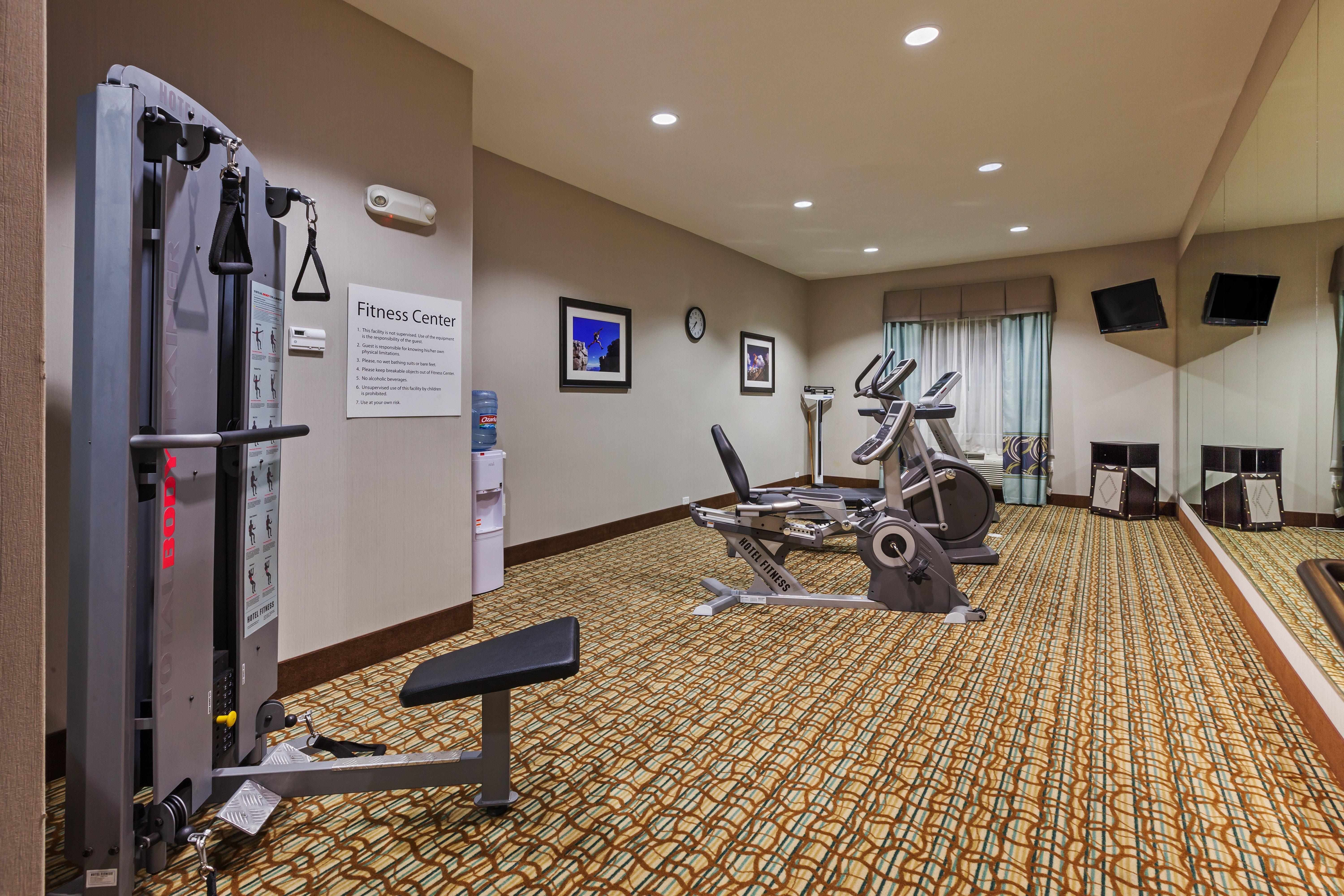 Holiday Inn Express & Suites Cleveland By Ihg Exteriör bild