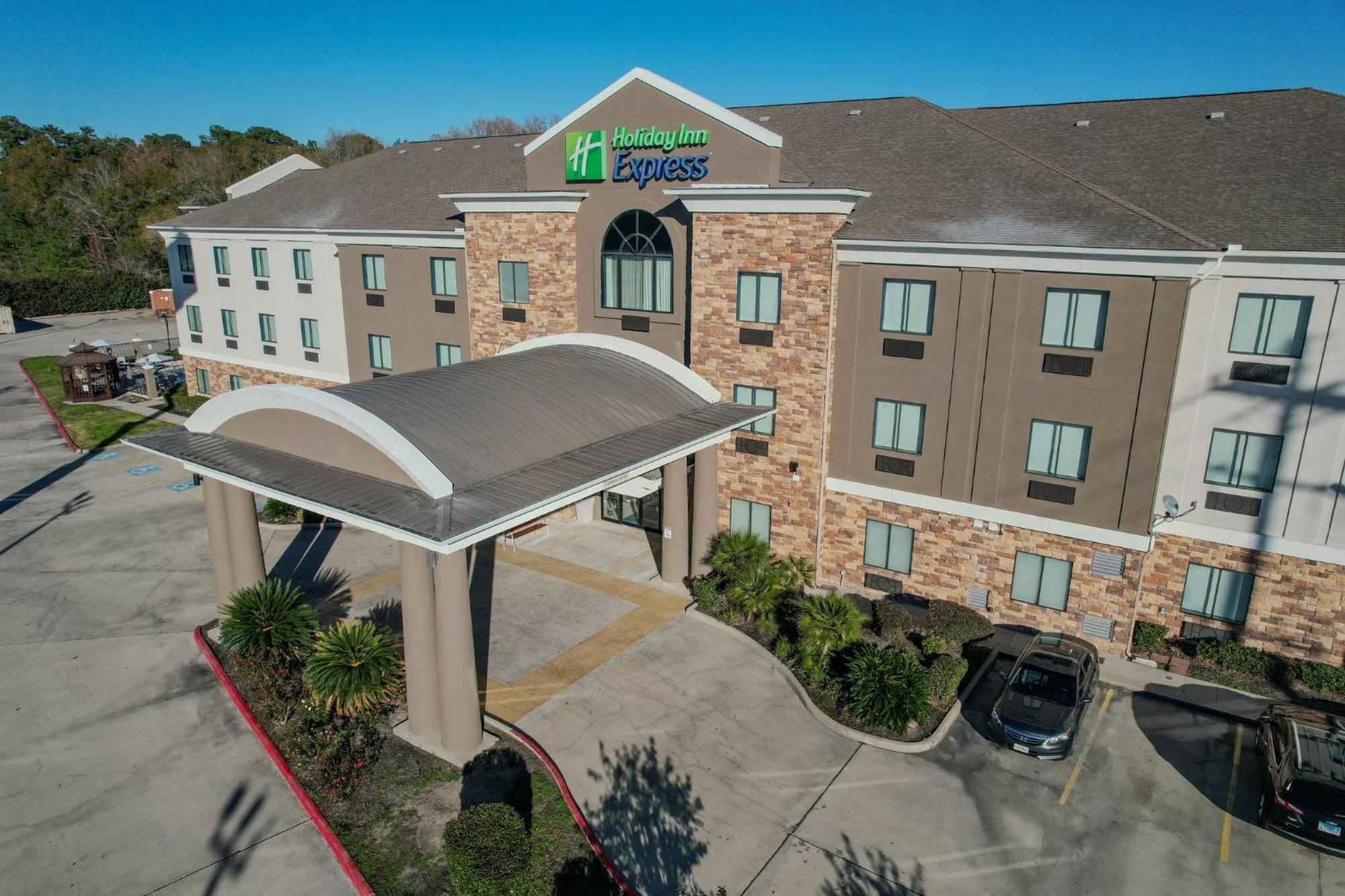 Holiday Inn Express & Suites Cleveland By Ihg Exteriör bild